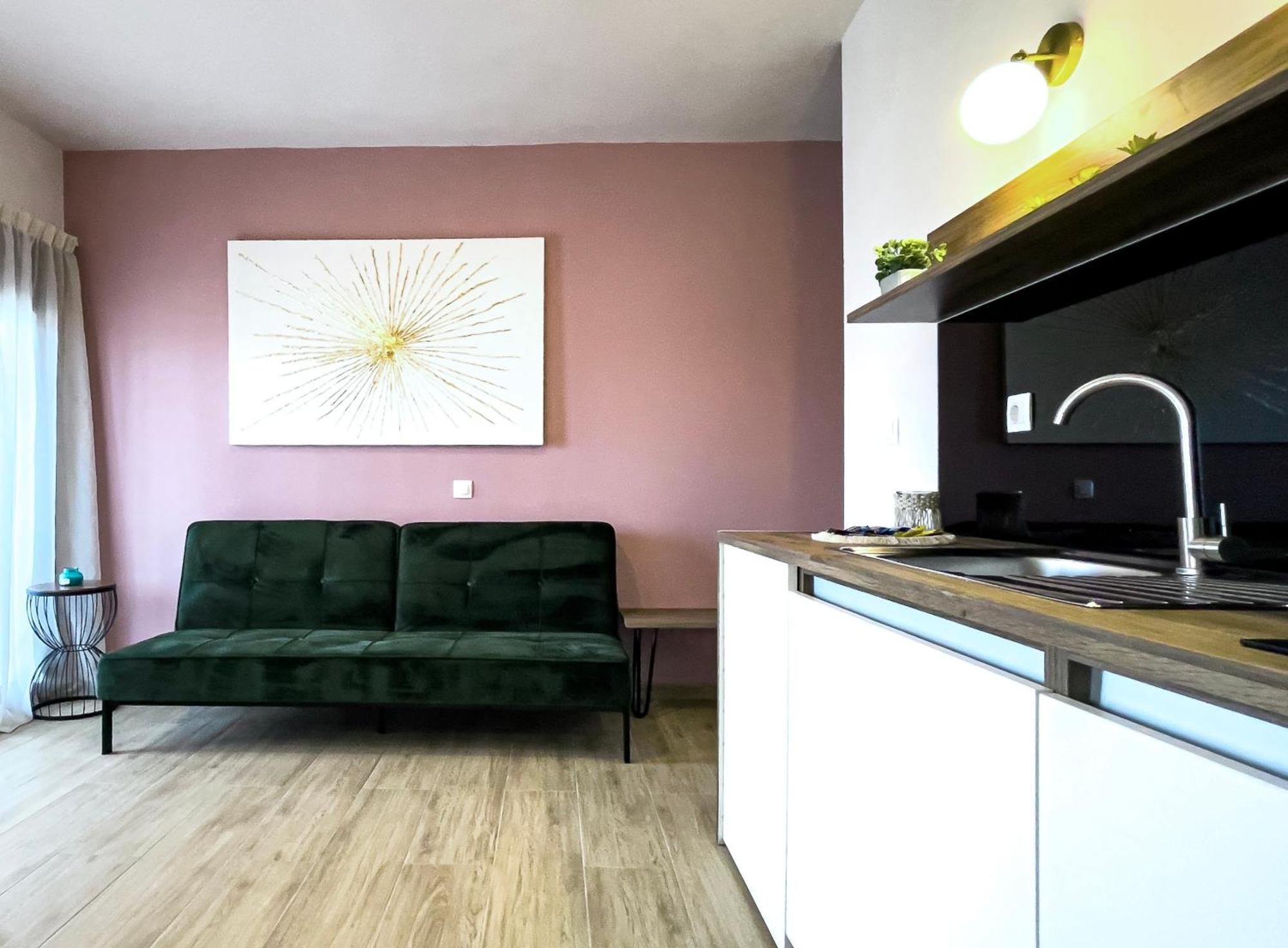 Athonite All Seasons Luxury Suites Ierissos Exterior foto